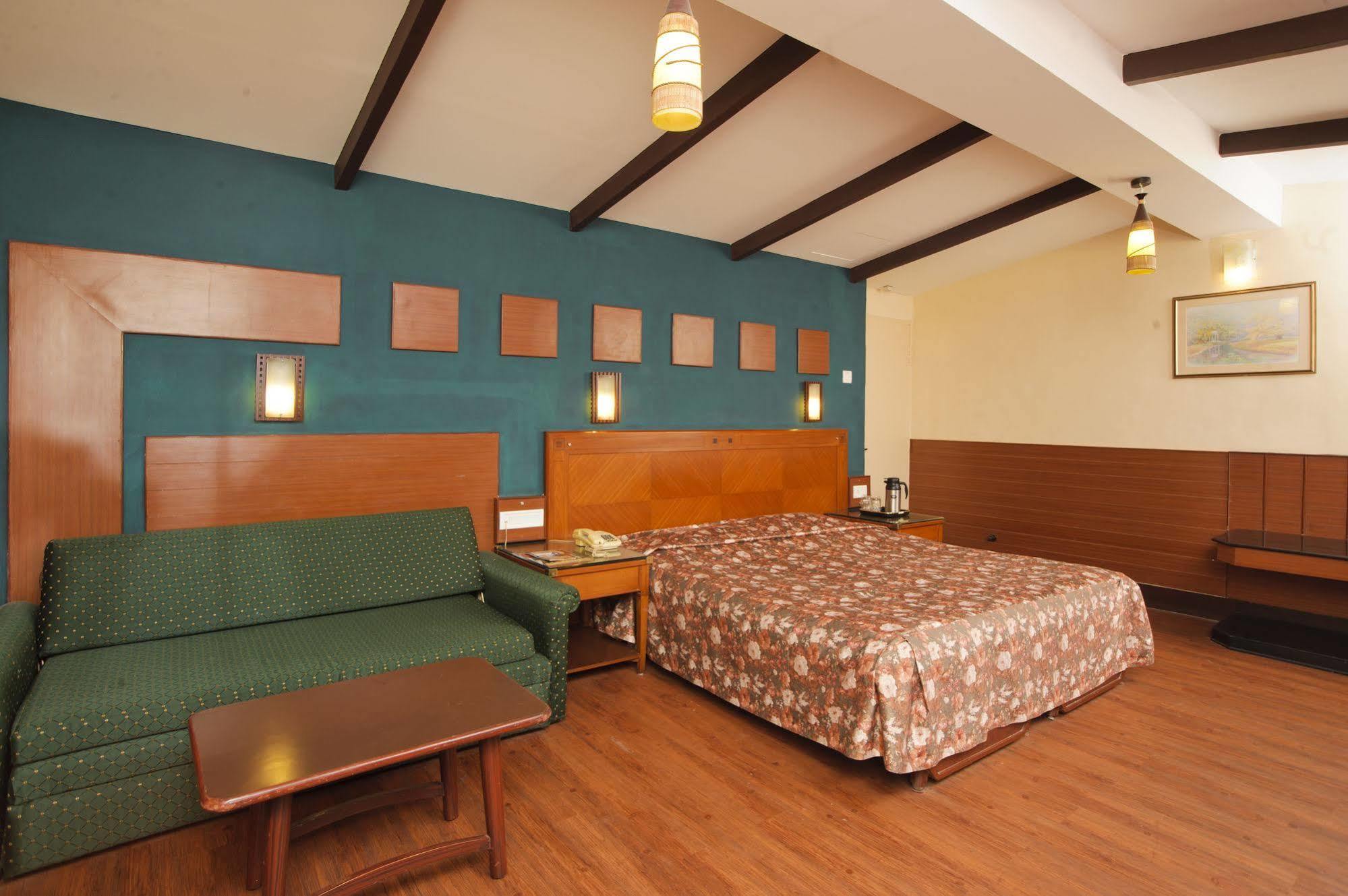 Hotel Jai Кодайканал Екстер'єр фото